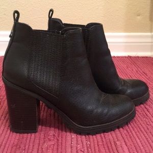 Heeled ankle boots